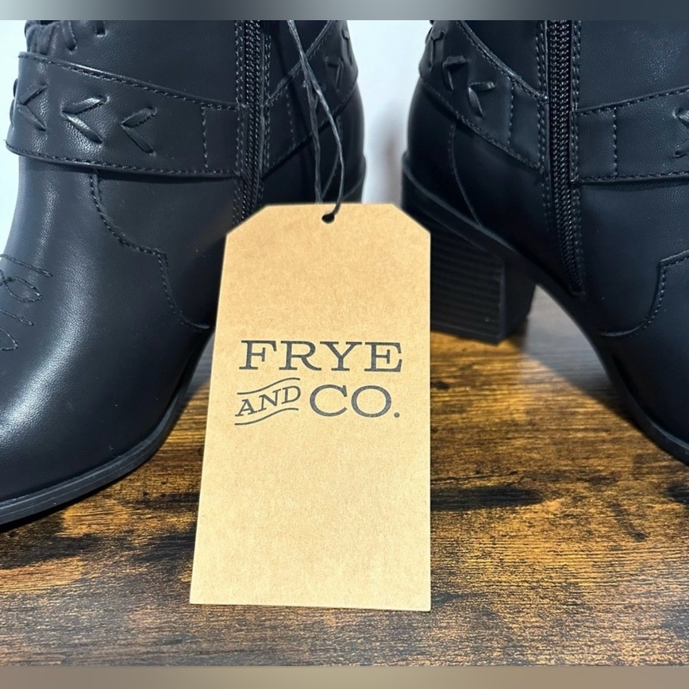 Frye and Co Women’s Black Palma Stacked Heel Booties NWT Size 7 - Picture 6 of 8